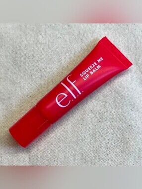 e.l.f. Squeeze Me Lip Balm – Cherry